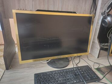 компьютер лос: Монитор, Колдонулган, LCD