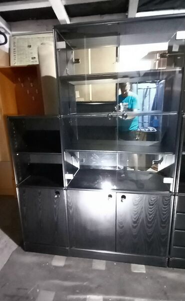 Ormari: Plakari,Ormani,Vitrine itd I polovan namestaj Zemun za sve slike na fb — 4