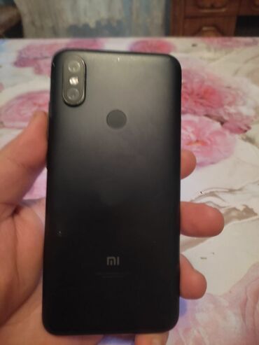 холодильники бу: Xiaomi Mi 9, rəng - Qara, 
 Barmaq izi