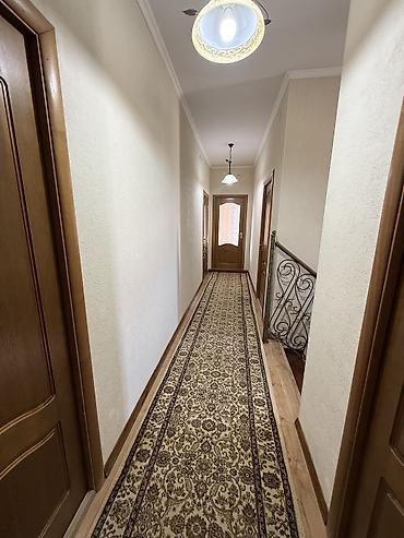 Долгосрочная аренда домов: 190 м², 5 комнат, Семейным — 11