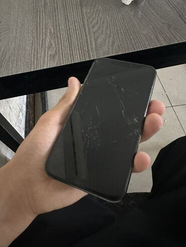 телефон бу кара балта: IPhone Xs, Колдонулган, 64 ГБ, Space Gray, 77 %