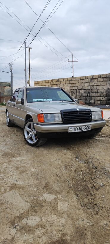 Mercedes-Benz: Mercedes-Benz 190: 2.6 l | 1991 il Sedan