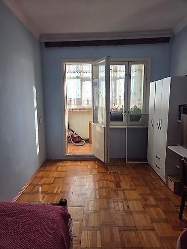 квартира 3 комнатная: Сумгайыт, 4 комнаты, Вторичка, 90 м² — 1