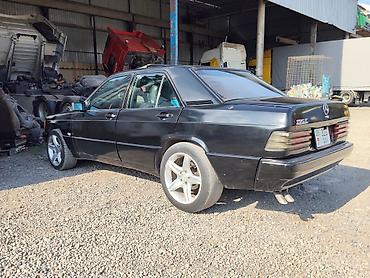 285 2f70 2f17: Mercedes-Benz 190: 1989 г., 2 л, Механика, Бензин, Седан — 4