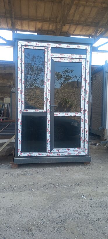 Duş kabinaları, arakəsmələr: Üstü qapalı kabina, Düzbucaqlı — 9