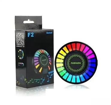 russka: RGB Bluetooth Ambijentalno Svetlo za Auto Svetlo za atmosferu u autu — 1