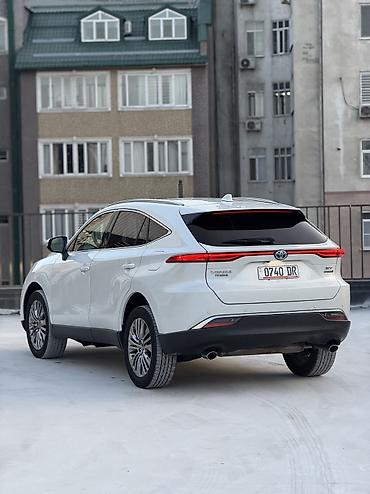 step 2: Toyota Venza: 2021 г., 2.5 л, Автомат, Гибрид, Кроссовер — 2