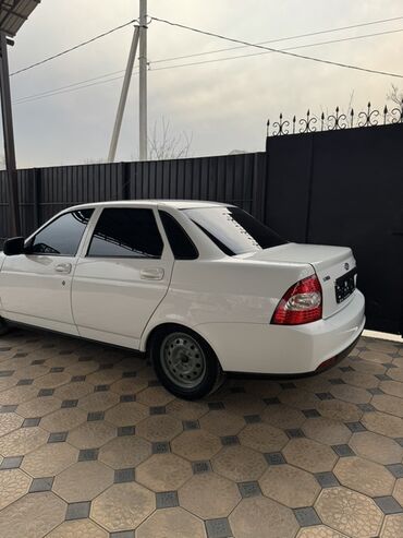 ВАЗ (ЛАДА): ВАЗ (ЛАДА) Priora: 2015 г., 1.6 л, Механика, Бензин, Седан — 1