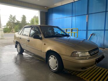 продаю нехсия: Daewoo Nexia: 2005 г., 1.5 л, Механика, Бензин, Седан