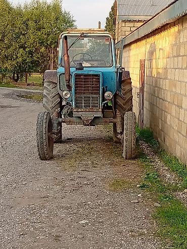 tractor belarus 1221: Mavi rəngli təkərli traktor - Model tipajı: MTZ/Belarus sinfi təkərli — 2
