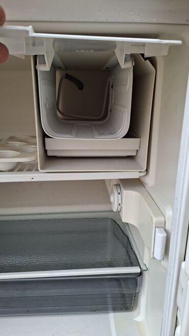 Frižideri: Liebherr Economy – mini frižider - Kompaktan stoni model sa jednom — 8