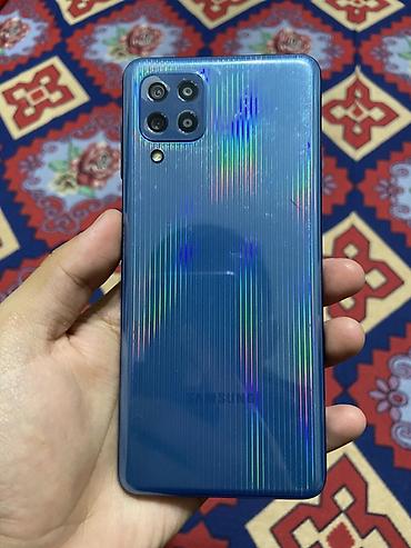 mercedes benz атего: Samsung Galaxy M32, Б/у, 128 ГБ, цвет - Синий, 2 SIM — 1
