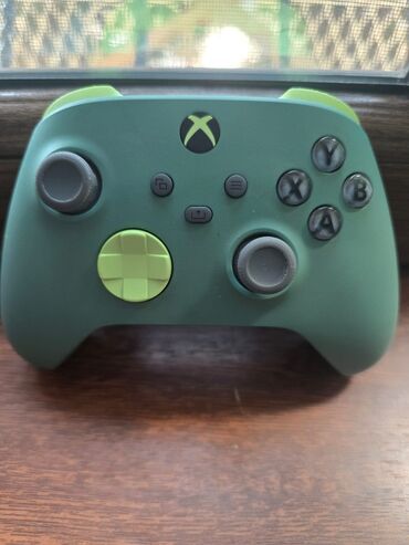 Avtoelektronika: Xbox series X gaming controller

az istifade olunub
əla vəziyyətdə