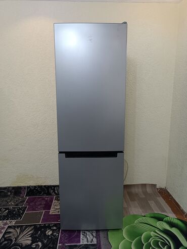 машинка для кофе: Холодильник Indesit, Б/у, Двухкамерный, De frost (капельный), 60 * 190 * 60