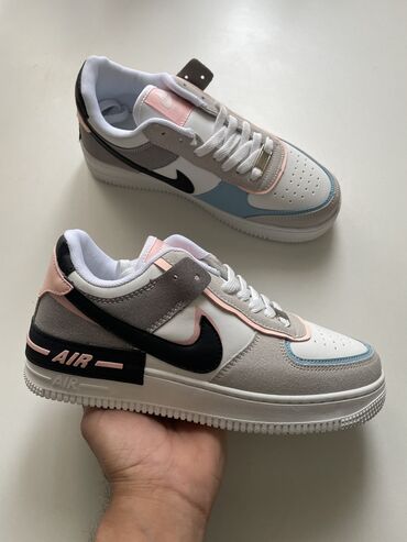 korektor za čukljeve: Nike, 40