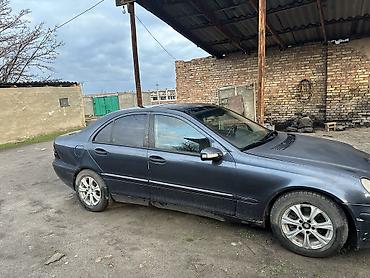 s 221: Mercedes-Benz C-Class: 2003 г., 2 л, Автомат, Бензин, Седан — 1