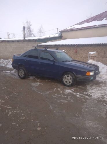 Audi 80: 1989 г., 1.8 л, Механика, Бензин, Седан