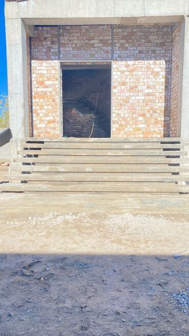 Обшивка лестниц: Обшивка лестниц Материал: Другой материал, Гарантия — 16