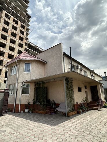 купить комнату гостиничного типа в бишкеке дешевые: Коттедж, 540 м², 15 комнат, Собственник, Старый ремонт