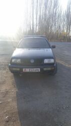 газ 53 токмок: Volkswagen Vento: 1992 г., 1.8 л, Механика, Бензин, Седан