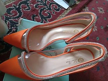 Туфли: Женская обувь — 2 пары 1) Лодочки ярко‑оранжевые с острым мыском - — 7