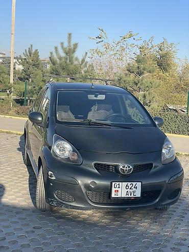 рефрижератор продажа: Toyota Aygo: 2010 г., 1 л, Механика, Бензин, Хэтчбэк — 2