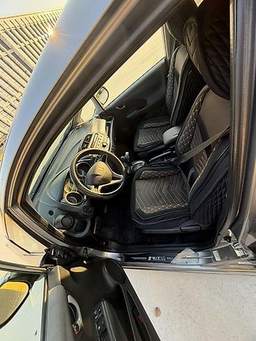 фит рассия: Honda Fit: 2010 г., 1.5 л, Автомат, Бензин, Хэтчбэк — 3