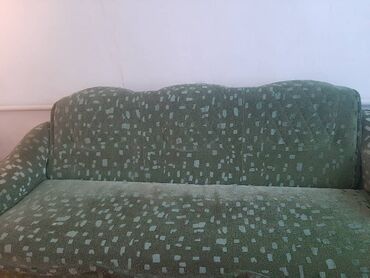 купить диван раскладной недорого: Цвет - Зеленый, Б/у