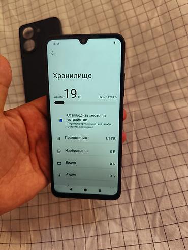 iphone se1: Смартфон Redmi с комплектом чехла. Характеристики и особенности: - — 3
