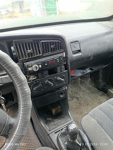Volkswagen: Volkswagen Passat: 1991 г., 1.8 л, Механика, Газ, Седан — 10