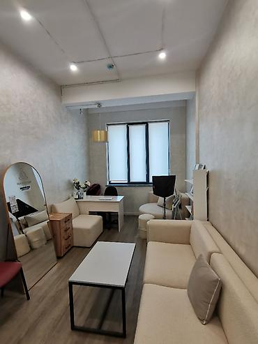 Продажа коммерческой недвижимости: Продажа офисов 318 м², С ремонтом, Многоэтажное здание, 1 этаж — 3
