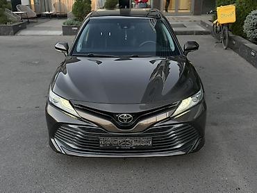 Toyota: Toyota Camry: 2019 г., 2.5 л, Автомат, Бензин, Седан — 2