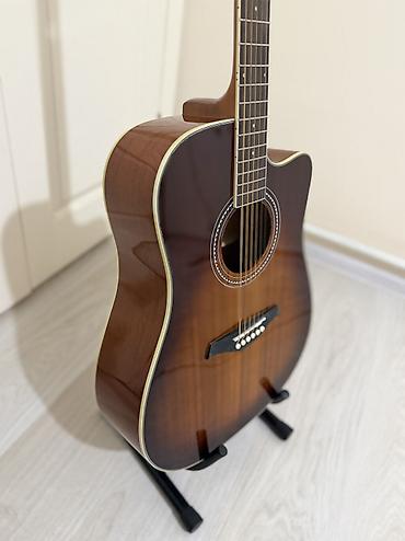 Гитары: Срочно продается акустическая гитара 41 размер в идеальном новом at lalafo.kg — 2 Гитары: Срочно продается акустическая гитара 41 размер в идеальном новом — 2