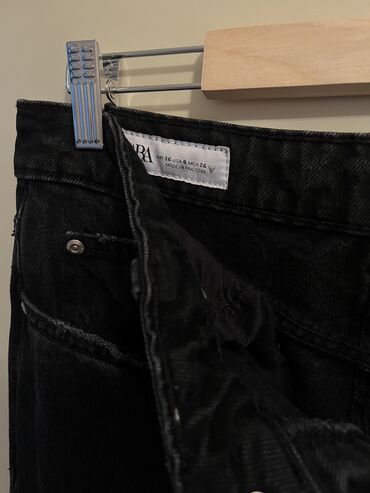 Ventilyatorlar: Zara qara jeans şalvar. aşağısı qatlanmış stove pipe model. 36 razmer — 12