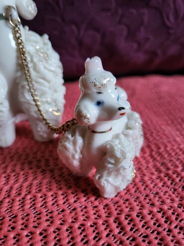 Ostali kućni dekor: Porcelanske figure,rucni rad. sve na njima je porcelan. tkz. spageti — 13