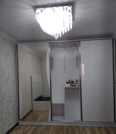 Sifarişlə dolablar: Düz dolab, Dəhliz üçün, Paltar üçün, Açılan, Quraşdırıla bilən, 4 qapılı — 11