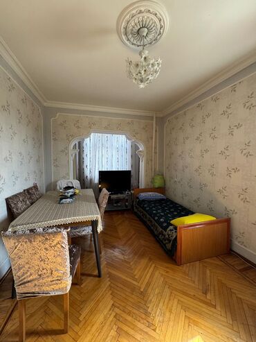 Köhnə tikili: Bakı, 2 otaqlı, Köhnə tikili, m. Əhmədli, 65 kv. m -da lalafo.az — 4 Köhnə tikili: Bakı, 2 otaqlı, Köhnə tikili, m. Əhmədli, 65 kv. m — 4