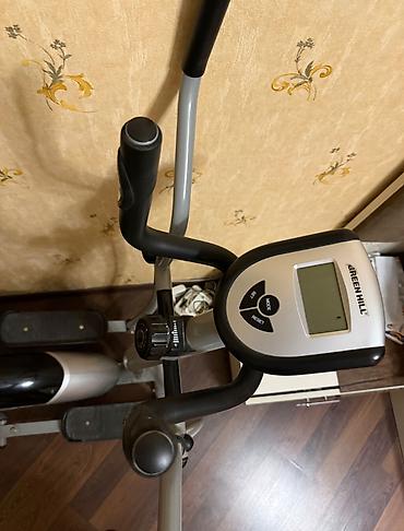 İdman və istirahət: 🏋️‍♀️ Elliptik trenajor satılır Ev şəraitində istifadə üçün ideal — 1