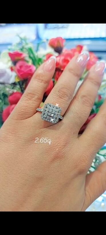 Üzüklər: Üzük, Ağ qızıl, 585 Əyar