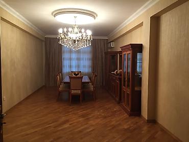 memar: 3 otaqlı, Yeni tikili, 135 kv. m — 2