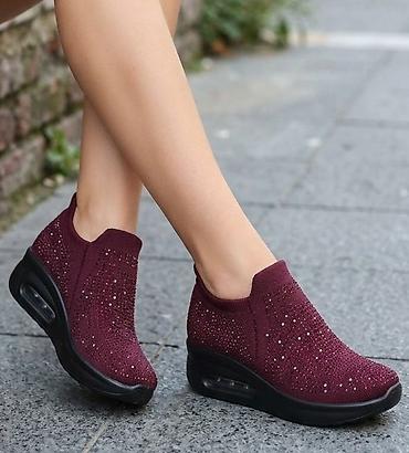 resama: Ženske patike na platformu – bordo - Moderni slip-on dizajn bez — 1