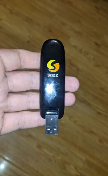 sim modem: Salam, "Sazz" USB-flaş kart satılır. Bir neçə il bundan öncə alınıb