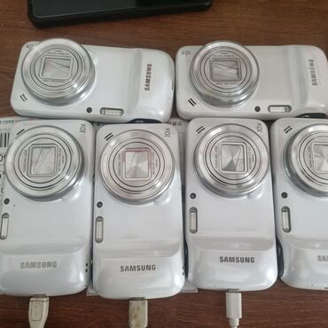 где можно взять ноутбук в рассрочку: Samsung Galaxy S4, Б/у, 16 ГБ, цвет - Белый