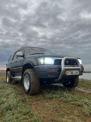 Toyota Hilux Surf: 1989 г., 2.5 л, Механика, Дизель at lalafo.kg Toyota Hilux Surf: 1989 г., 2.5 л, Механика, Дизель