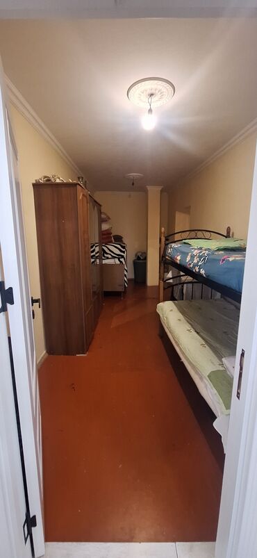 Həyət evləri və villaların satışı: Həyət evi 4 otağ zal və mətbəx ev Sabunçuda yerləşir 155 nöm Məktəbin -da lalafo.az — 10 Həyət evləri və villaların satışı: Həyət evi 4 otağ zal və mətbəx ev Sabunçuda yerləşir 155 nöm Məktəbin — 10