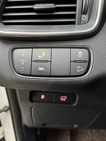 Kia: Kia Sorento: 2019 г., 2 л, Автомат, Дизель, Кроссовер — 10