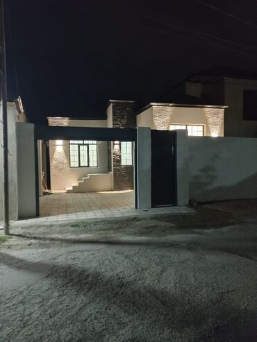 xacmazda kirayə evlər: 3 otaqlı, 85 kv. m, Kredit var, Yeni təmirli