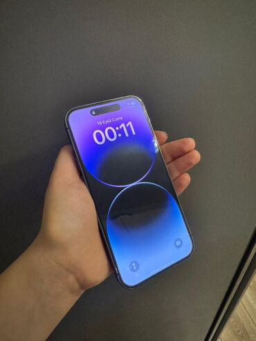 basovka qutusu: IPhone 14 Pro, Deep Purple, Face ID