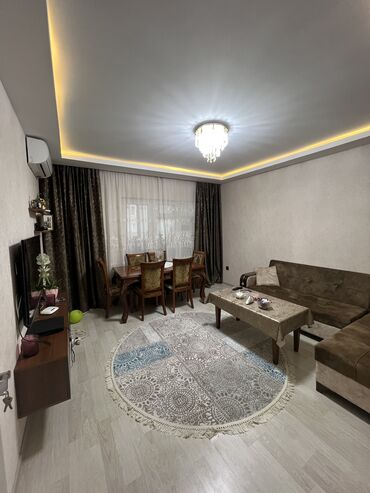 Köhnə tikili: Bakı, Bakıxanov qəs., 2 otaqlı, Köhnə tikili, m. Neftçilər, 50 kv. m — 6