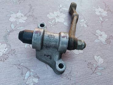 Auto delovi: Nosač spona Lada 7 Riva br. 3a. Polovno, očuvano, sa ležajem. Imam — 4